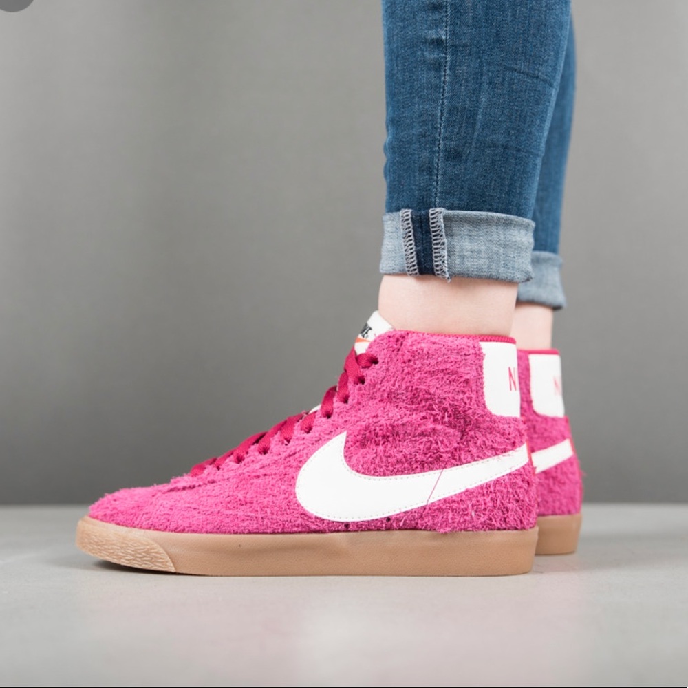 NWT Nike Blazer Mid Suede Pink Fog WMNS - Picture 3 of 8